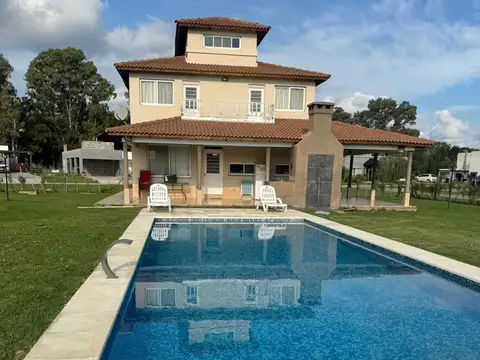 Casa en Venta en La Magdalena, USD 250.000