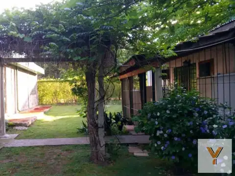 Casa quinta en venta - 3 dormitorios 2 baños - 1.471mts2 - 20 De Junio, La Matanza