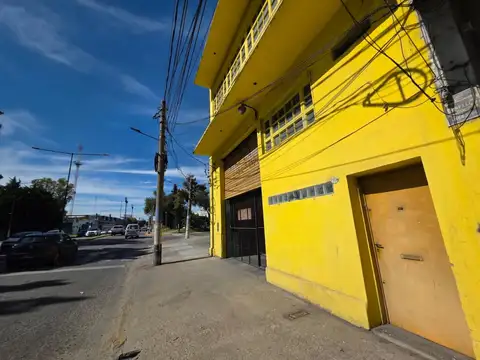 Avenida Marcelo Torcuato De Alvear 2400