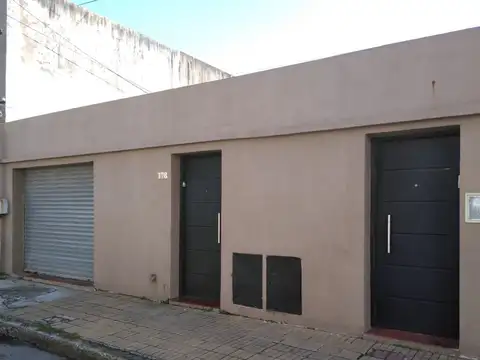CASA PARA DOS FAMILIAS