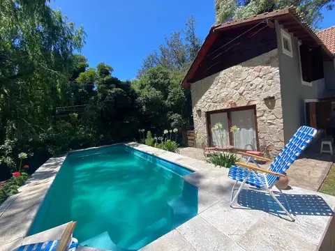 Casa en Venta en Barrio Bosque Peralta Ramos, USD 185.000