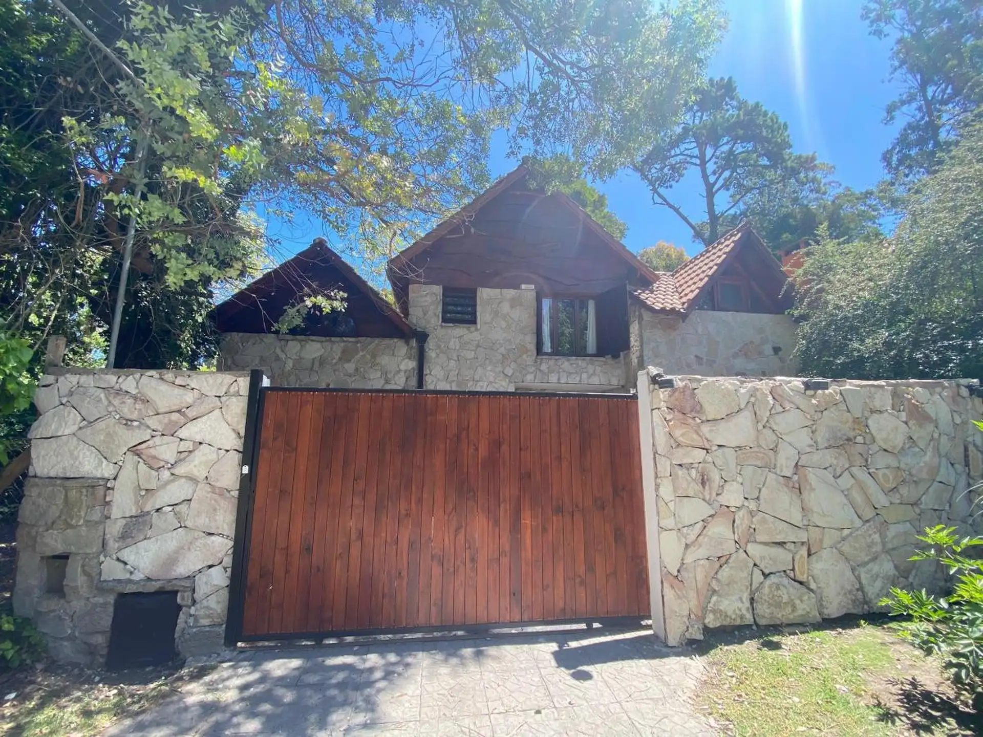 Casa en venta en Barrio Bosque Peralta Ramos