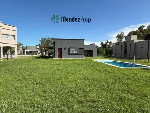 Casa 4 ambientes con 3 baños