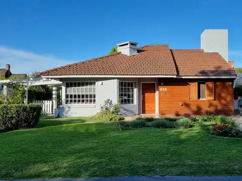 Casa en Alquiler de 3 dormitorios