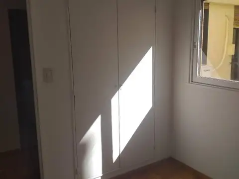 DPTO 3 AMB. 3º PISO CONTRAFRENTE MUY LUMINOSO EN EXCELENTE ESTADO DE CONSERVACION
