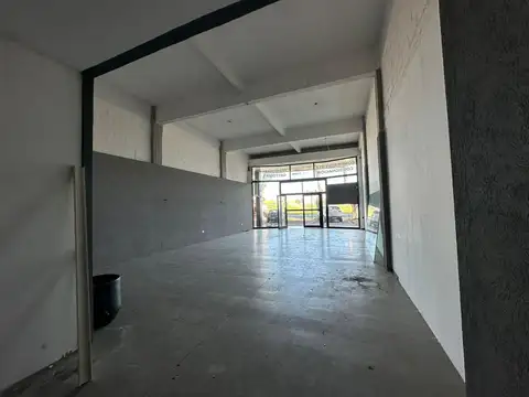 Local en Alquiler en Ituzaingo, USD 1.800