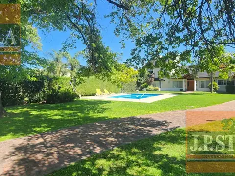 Casa en Venta en Gregorio de Laferrere, USD 400.000