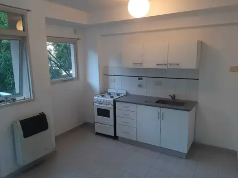 Departamento Monoambiente  en Alquiler en La Plata, G.B.A. Zona Sur, Argentina