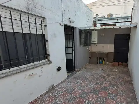 Depto Tipo Casa en Venta en La Plata, USD 77.000