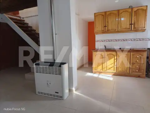 Casa con salon comercial || Barrio Villa Ceferino
