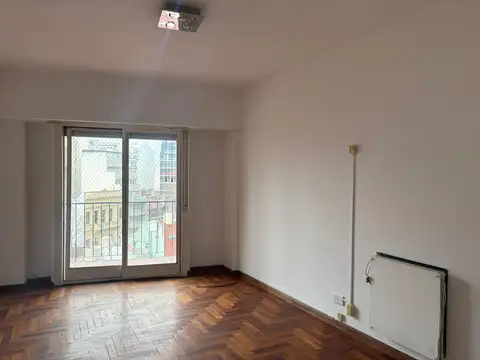 Departamento de 2 ambientes con balcón – Muy luminoso