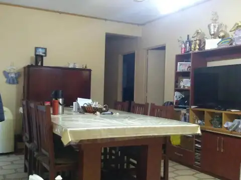 Departamento en venta - 3 Dormitorios 2 Baños - 81Mts2 - Villa Lugano