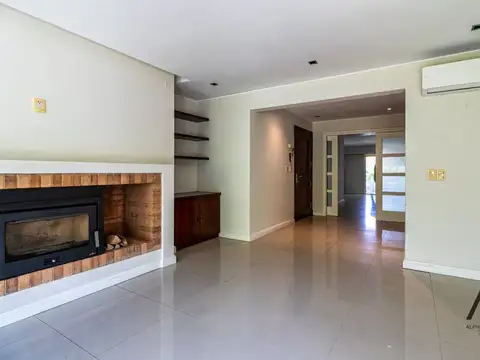 Departamento en Alquiler con 2 cocheras