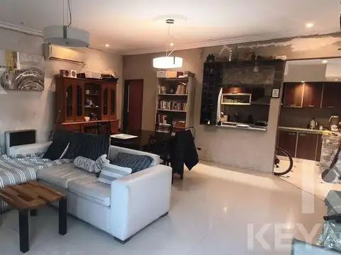 Casa en Venta en Los Hornos, USD 105.000