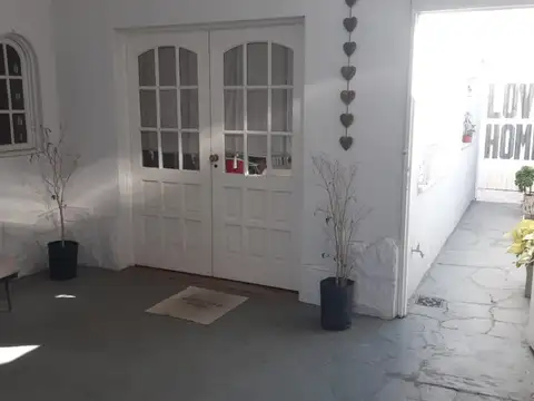 Depto Tipo Casa en Venta en Ciudadela, USD 95.000