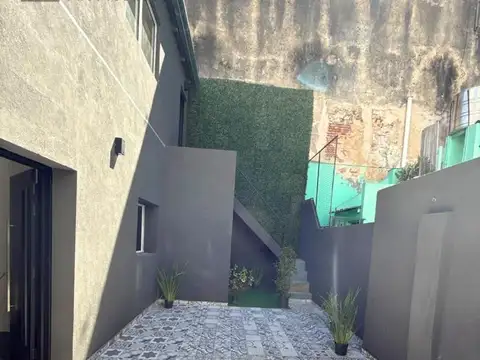 Depto Tipo Casa en Venta de 3 ambientes