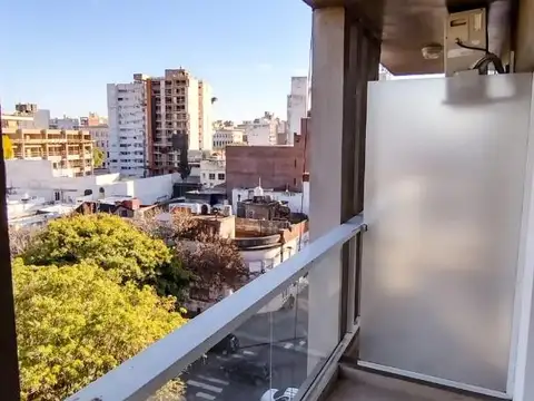 Departamento en Alquiler en Abasto, $ 320.000