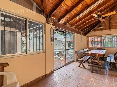 Casa en Venta en Villa Sarmiento, USD 239.000