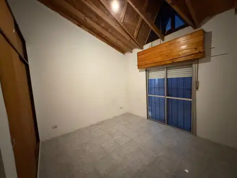 Depto Tipo Casa en Alquiler de Monoambiente