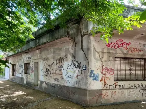 VENTA CASA 4 AMB EN ESQUINA – EXCELENTE UBICACIÓN – IDEAL INVERSOR / DESARROLLO – MUÑIZ