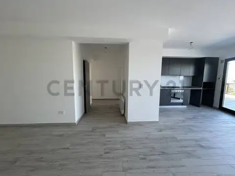 DEPARTAMENTO 4 AMBIENTES CON BALCON TERRAZA, COCHERA Y SUM