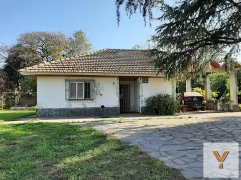 Casa en venta - 2 Dormitorios 1 Baño - Cochera - 1230Mts2 - Monte Grande