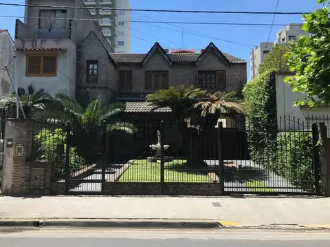 Chalet de 5 ambientes