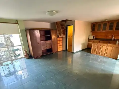 Depto Tipo Casa 2 ambientes con 1 baño