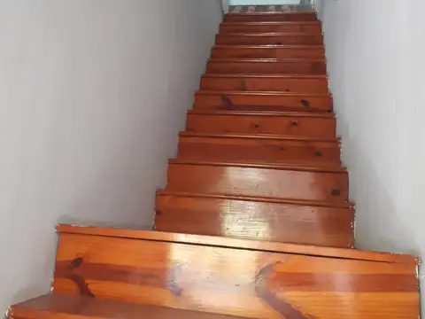 Renque Cura 1800, Piso 1