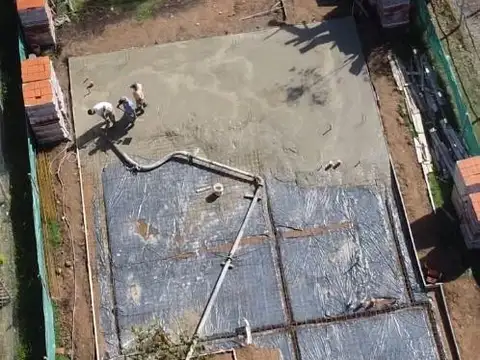 Casa 5 ambientes con 2 baños