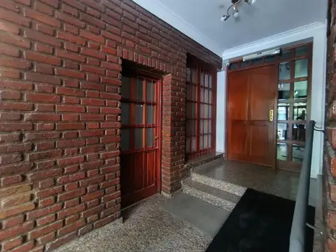 General Manuel Belgrano 100