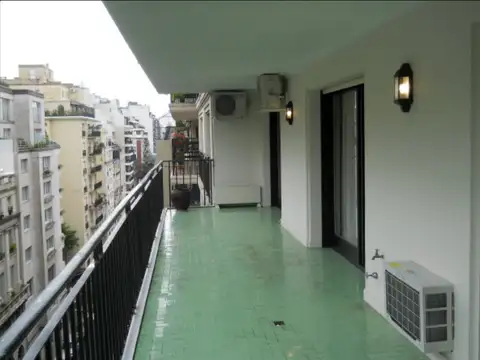 AV ALVEAR 1500, Piso 8