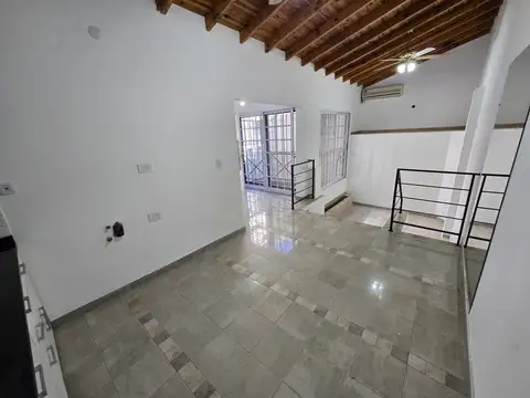 Avenida Lope De Vega 3500, Piso 1