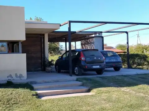 VENTA DE CASA BARRIO PRIVADO RANCHOS DE LA MERCED