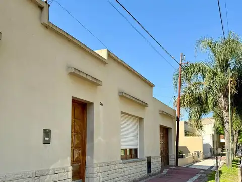 Casa 3 ambientes con 1 baño