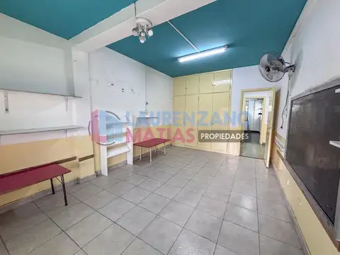 VENTA CASA CON GARAGE, PATIO Y TERRAZA EN MONTE CASTRO