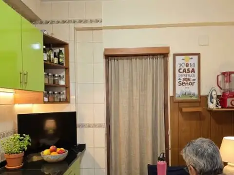 Departamento 4 ambientes con 1 baño
