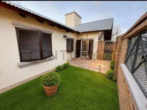 Casa en Venta en Marcos Paz, USD 210.000