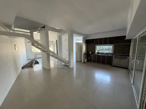 Casa en Alquiler al Noroeste