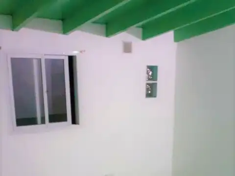 OPORTUNIDAD   4 DPTOS 2 AMBIENTES EN SAN MIGUEL. IDEAL INVERSOS  