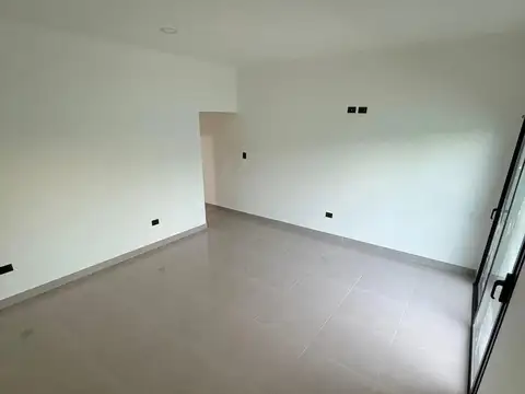 Casa 3 ambientes con 2 baños