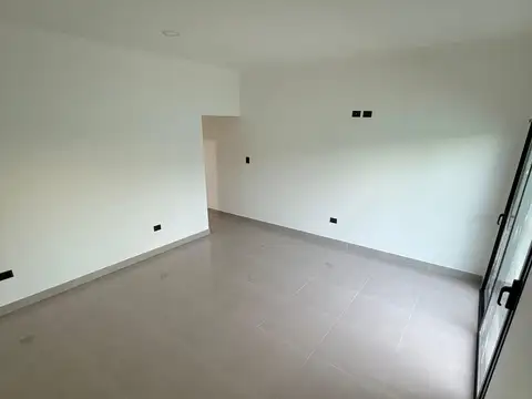 Casa a estrenar en Barrio Cardales Chico