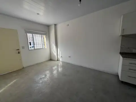 Alfredo Lorenzo Palacios 1400 , Piso 0