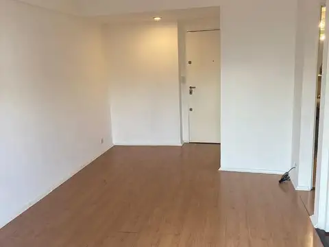 Departamento 2 amb al frente con balcon