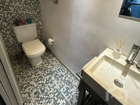 Depto Tipo Casa en Venta con 1 cocheras