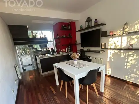 Depto Tipo Casa en Venta de 3 ambientes