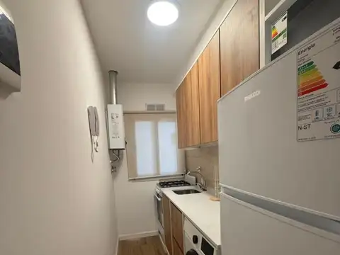 Departamento de 3 ambientes, totalmente reciclado a nuevo.