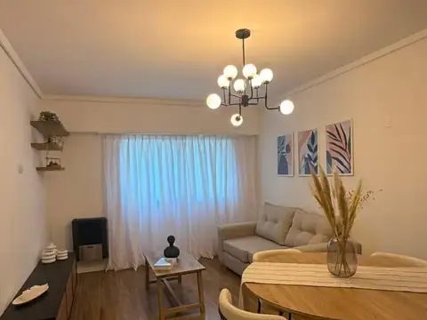 Departamento de 3 ambientes, totalmente reciclado a nuevo.