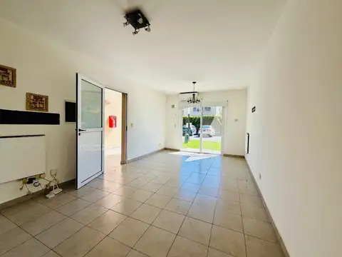 Alquiler Monoambiente PB Cochera Pileta SUM Pilar 