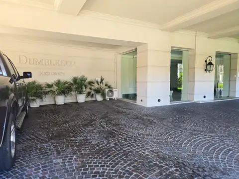 Semipiso  4 ambientes primera linea al mar Dumbledor- Playa chica